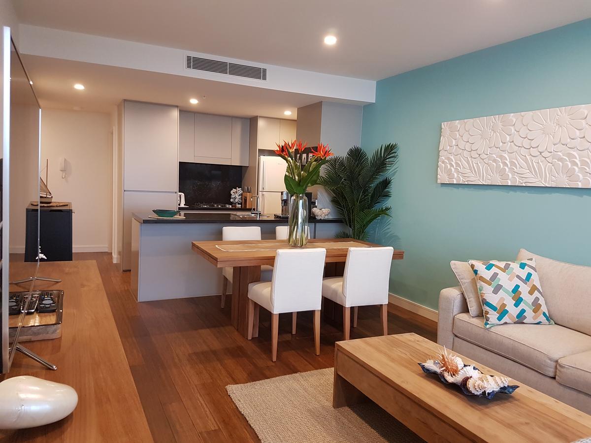Arena Luxury Beachfront Apartment นิวแคสเซิล ภายนอก รูปภาพ